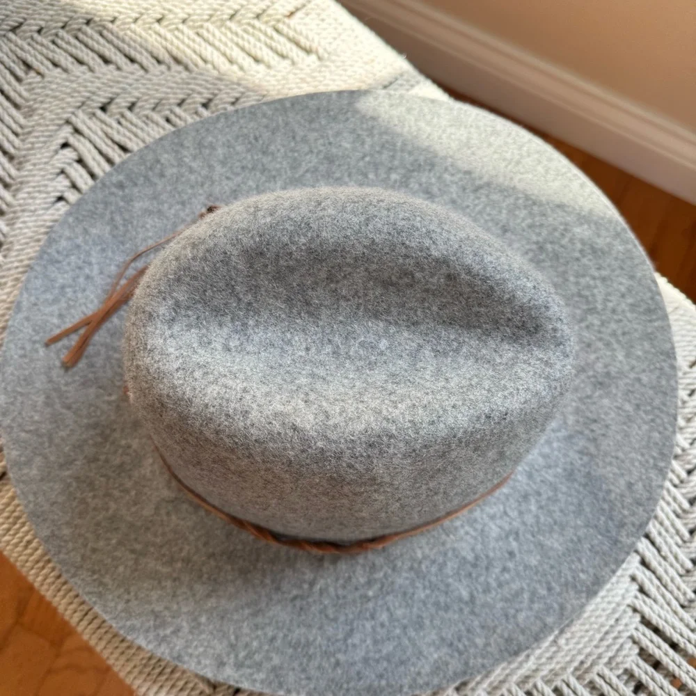 Target 100% Wool Light‎ Gray Wide Brim Fedora Hat Size M/L